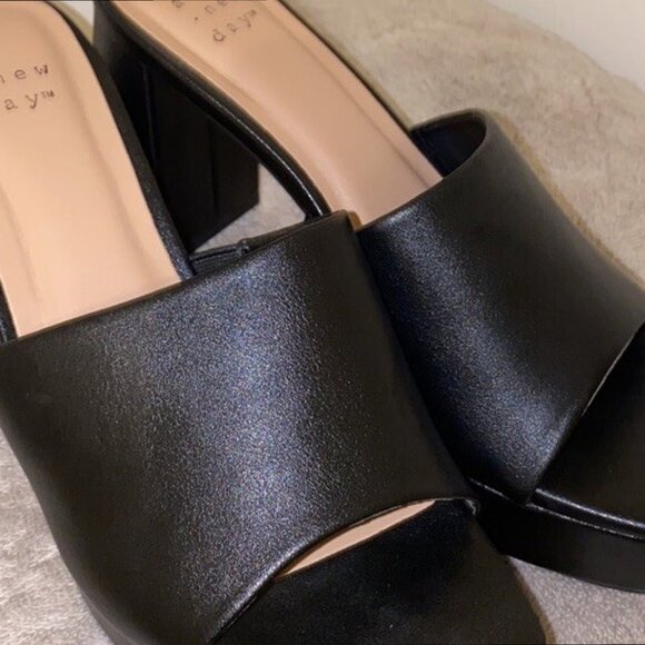 A New Day Heels Black Harlow Mule - Picture 3 of 8